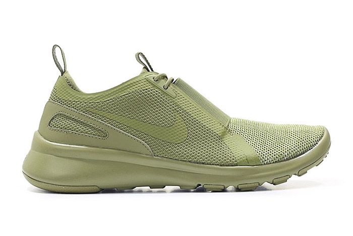 nike air current slip on