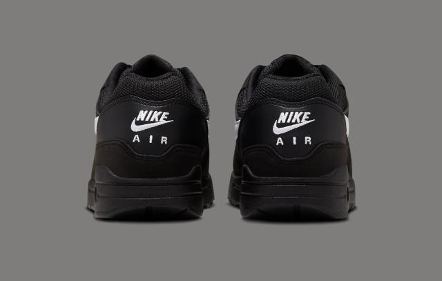 how to make nike air max white again