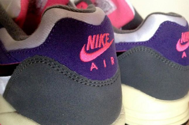Nike Air Base 2 2013 Sample Heels Detail 1