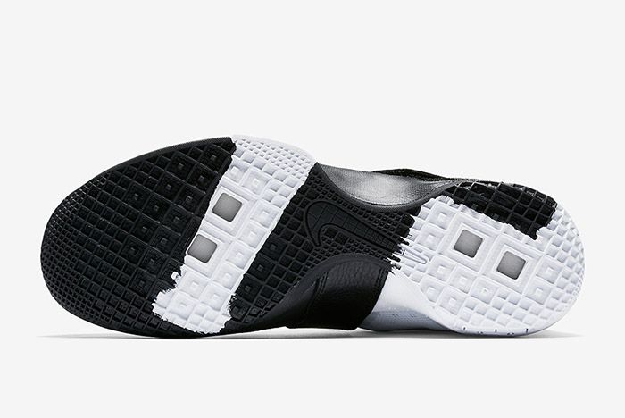 Nike Lebron Zoom Soldier 10 Pinnacle Black White 1