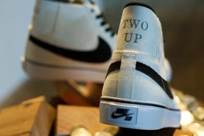 Two Up Zoom Blazer Mid 1