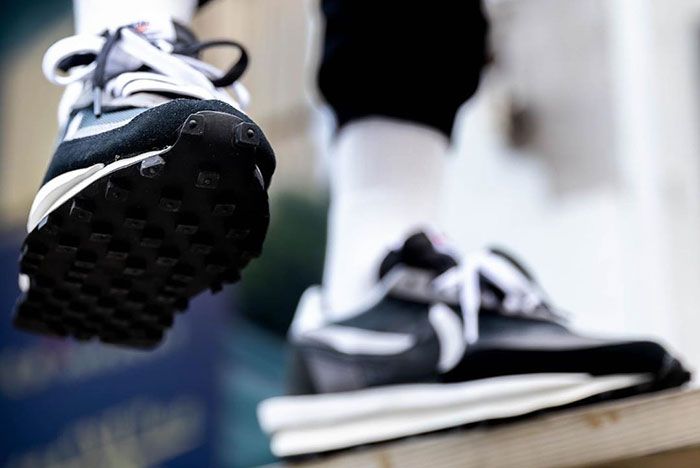 Sacai Nike Ldwaffle Black White Grey On Foot3
