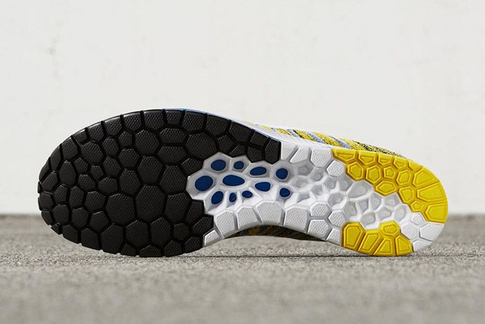 Nike Zoom Flyknit Streak Boston Yellow Blue 1
