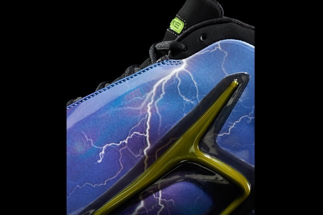 Nike Hyperflight Superhero Lightning Detail 1