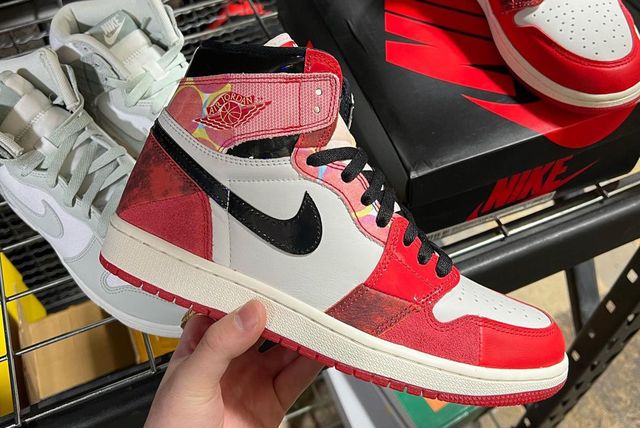 nike air jordan spiderman