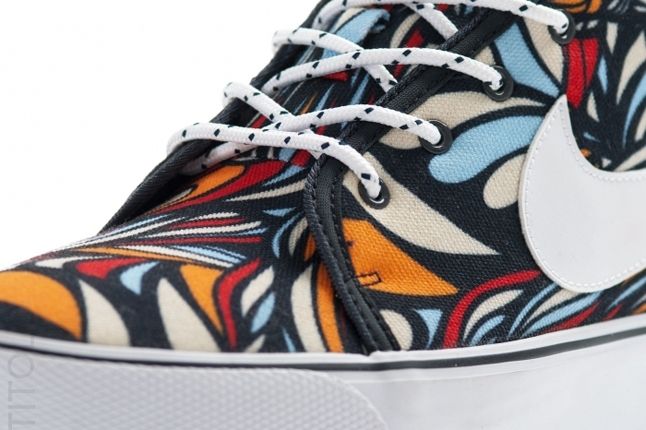 nike toki textile