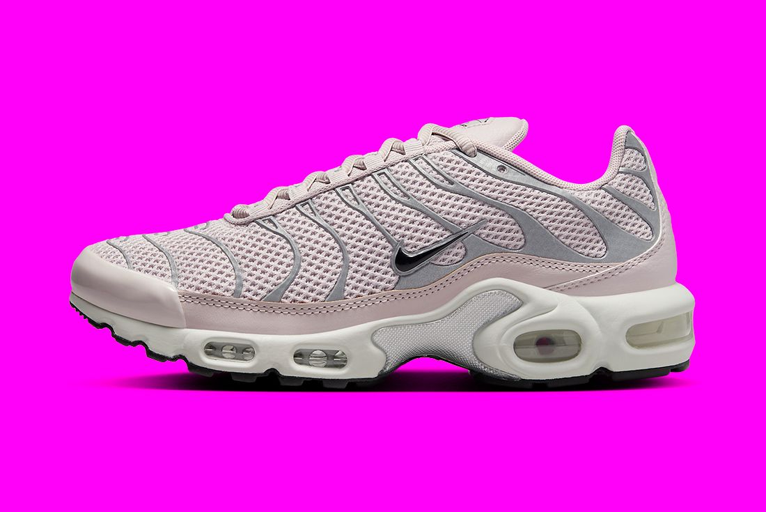 nike-air-max-plus-wmns-light-pink-FV8480-001-price-buy-release-date