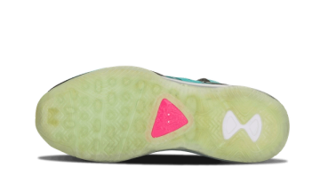 Lebron 18 south beach shop