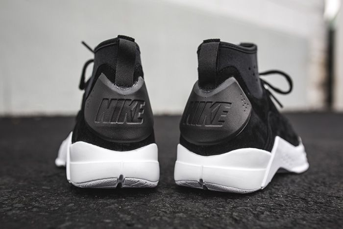 Nike Hyperdunk Low Lux Black White 5