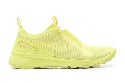 Nike Air Current Slip On Trooper Lemon Chiffon Yellow 4