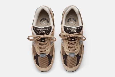 While youre here, check out what the differences are between the Finale Pack Delicioso Silver Mink Brown Neutral Beige Sneakers Footwear