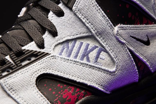 nike air tech challenge hybrid washed denim