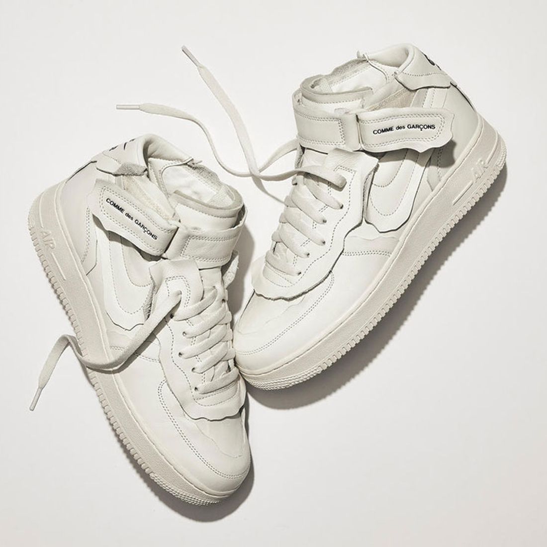 Flyve drage opføre sig fersken Comme des Garçons' Ruffled Nike Air Force 1 Mid Colab Releases This Week -  Sneaker Freaker