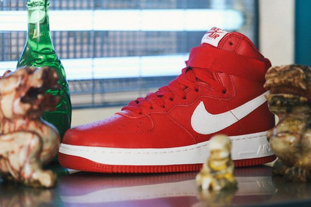 Nike air force 1 high perf gym red hotsell