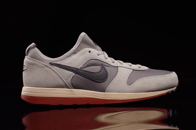 Nike Archive 75M Light Charcoal 5