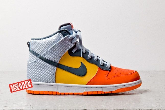 Nike Dunk Hi Team Orange Total Orange Profile