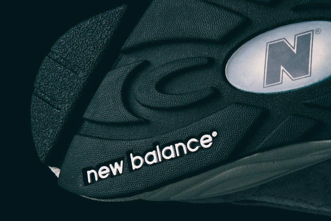 990 V2 Re Issue 21