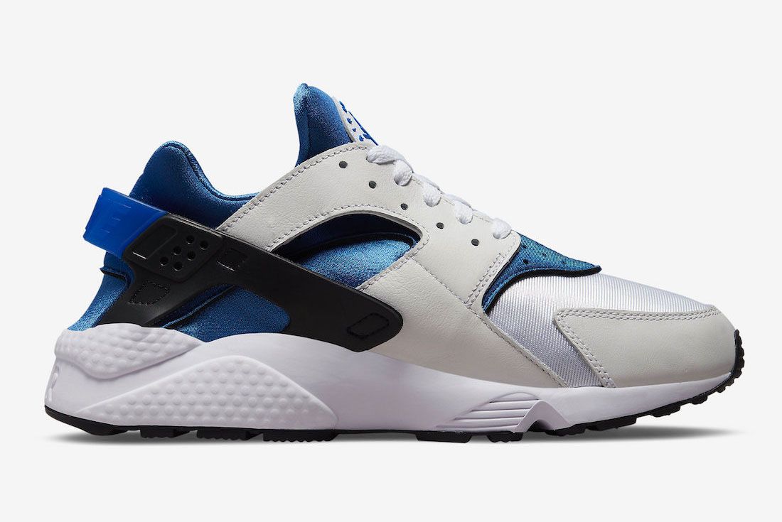 Nike Reissue the Air Huarache in 'Metro 