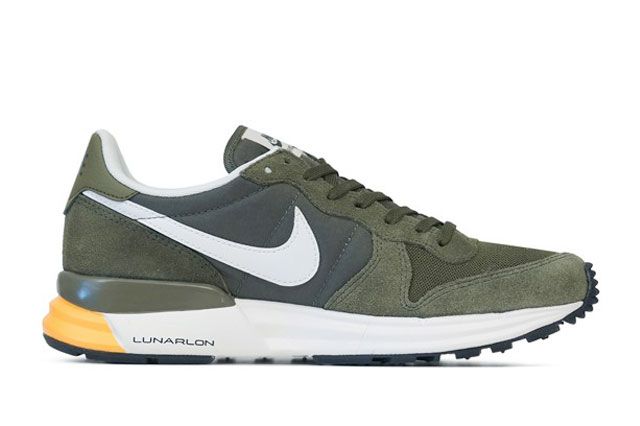 nike internationalist lunarlon