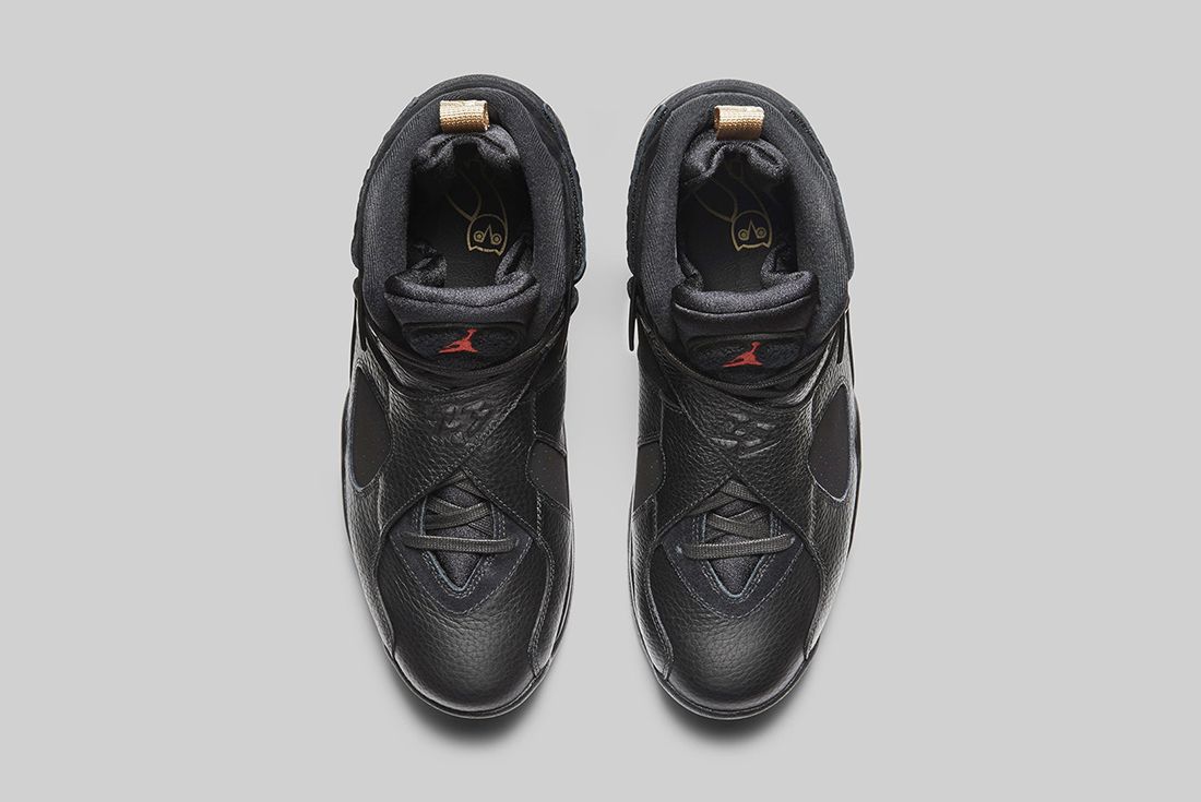 black and gold jordan 8s