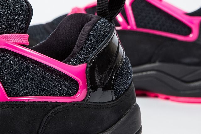 Nike Air Huarache Light Black Fierce Pink 2
