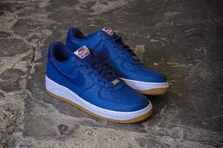 white and blue air force 1 gum bottom