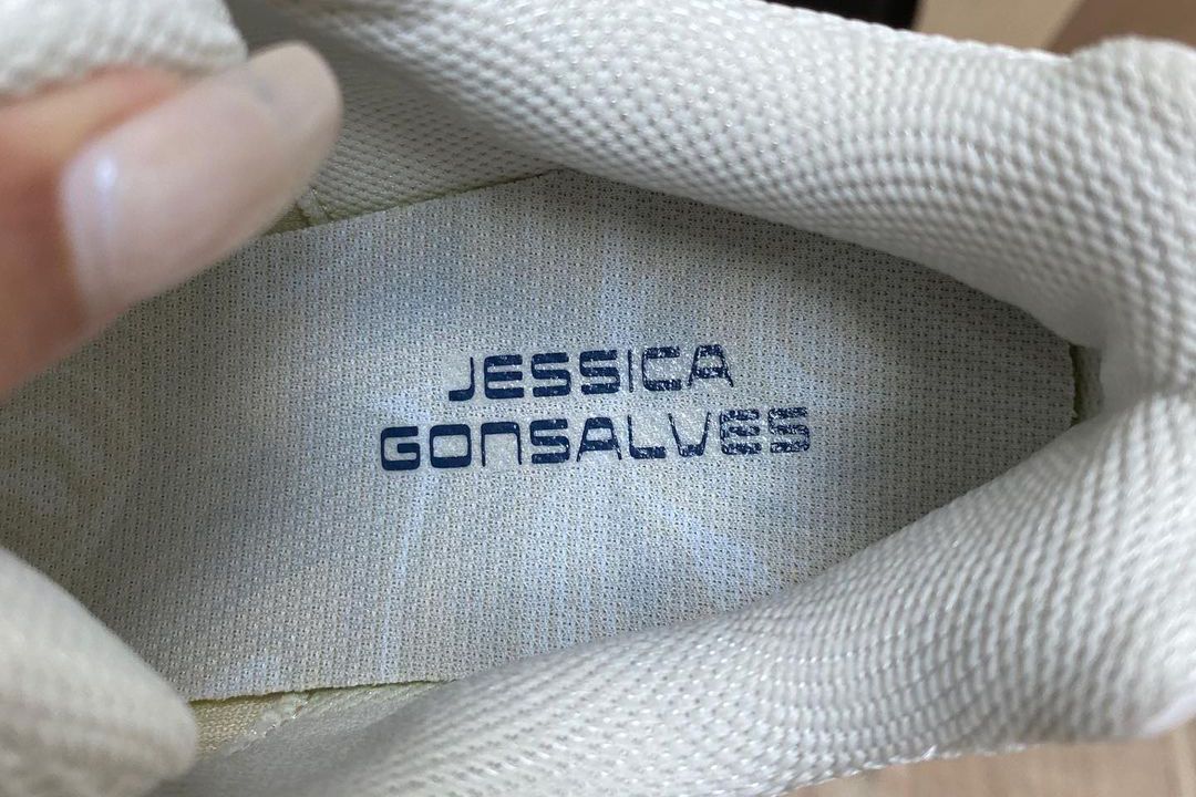 Jess Gonsalves x ASICS GEL-Nimbus 9