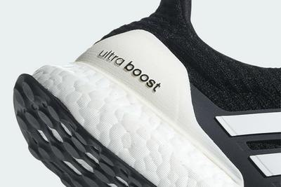 Adidas Ultra Boost Show Your Stripes Core Black Cloud White Carbon Aq0062 8