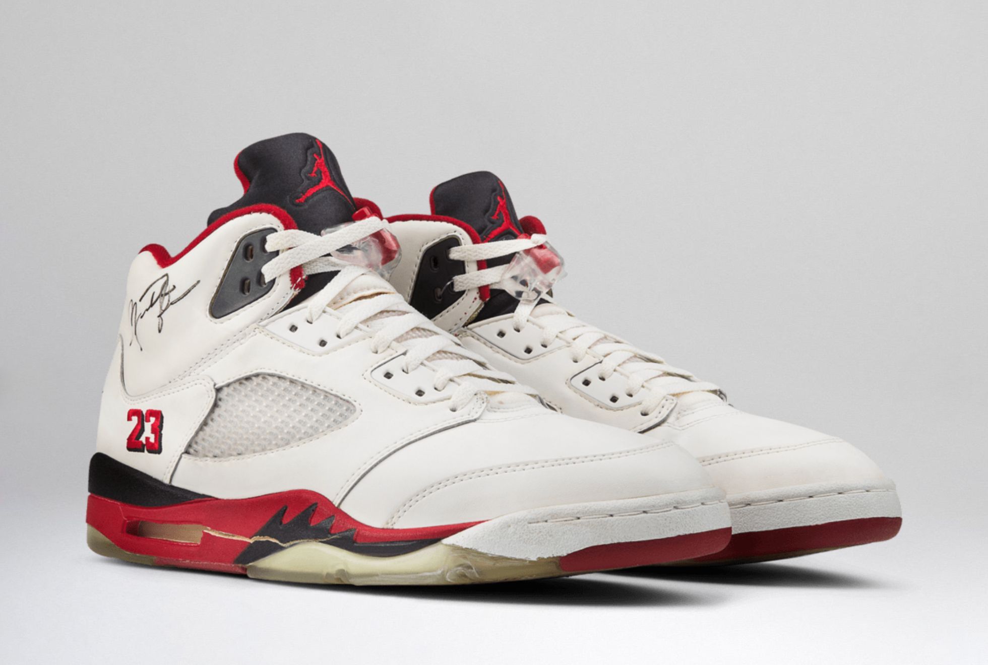 シューズ(男性用) Nike Air Jordan 5 Fire Red Jordan 5 Retro Fire Red Black Tongue (2025) Men's HQ7978-101