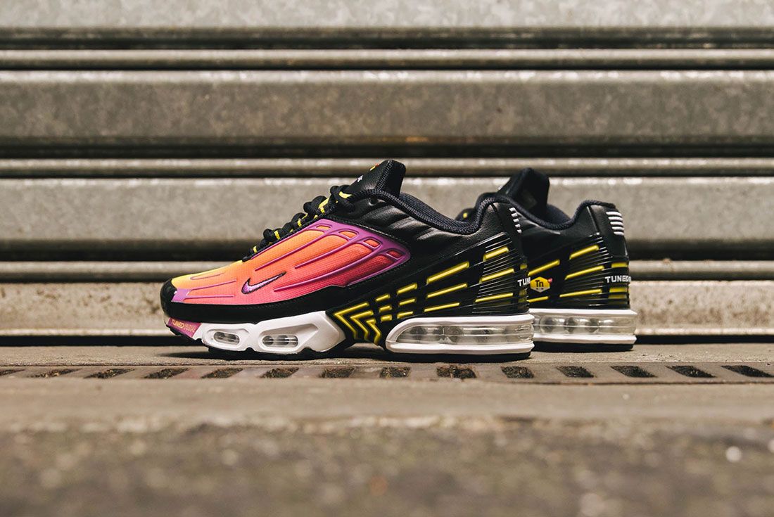 purple and yellow air max plus