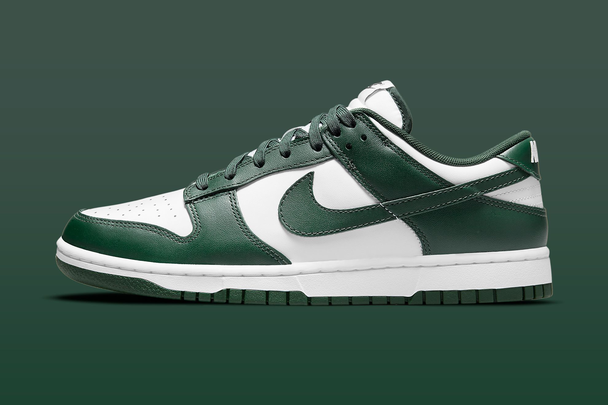 The Nike Dunk Low 'Varsity Green' Is Back in 2024