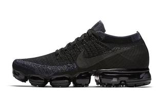 nikelab vapormax triple black