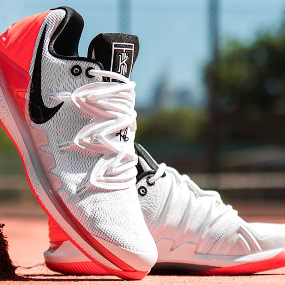 Woud overeenkomst Meesterschap Behind the Design: Nike Zoom Vapor X 'Kyrie 5' - Sneaker Freaker