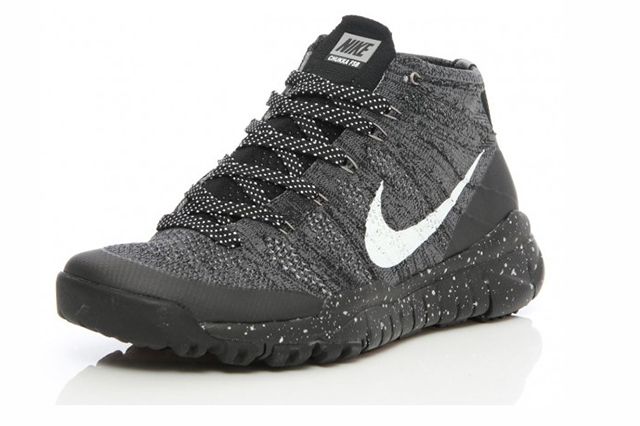 nike chukka black