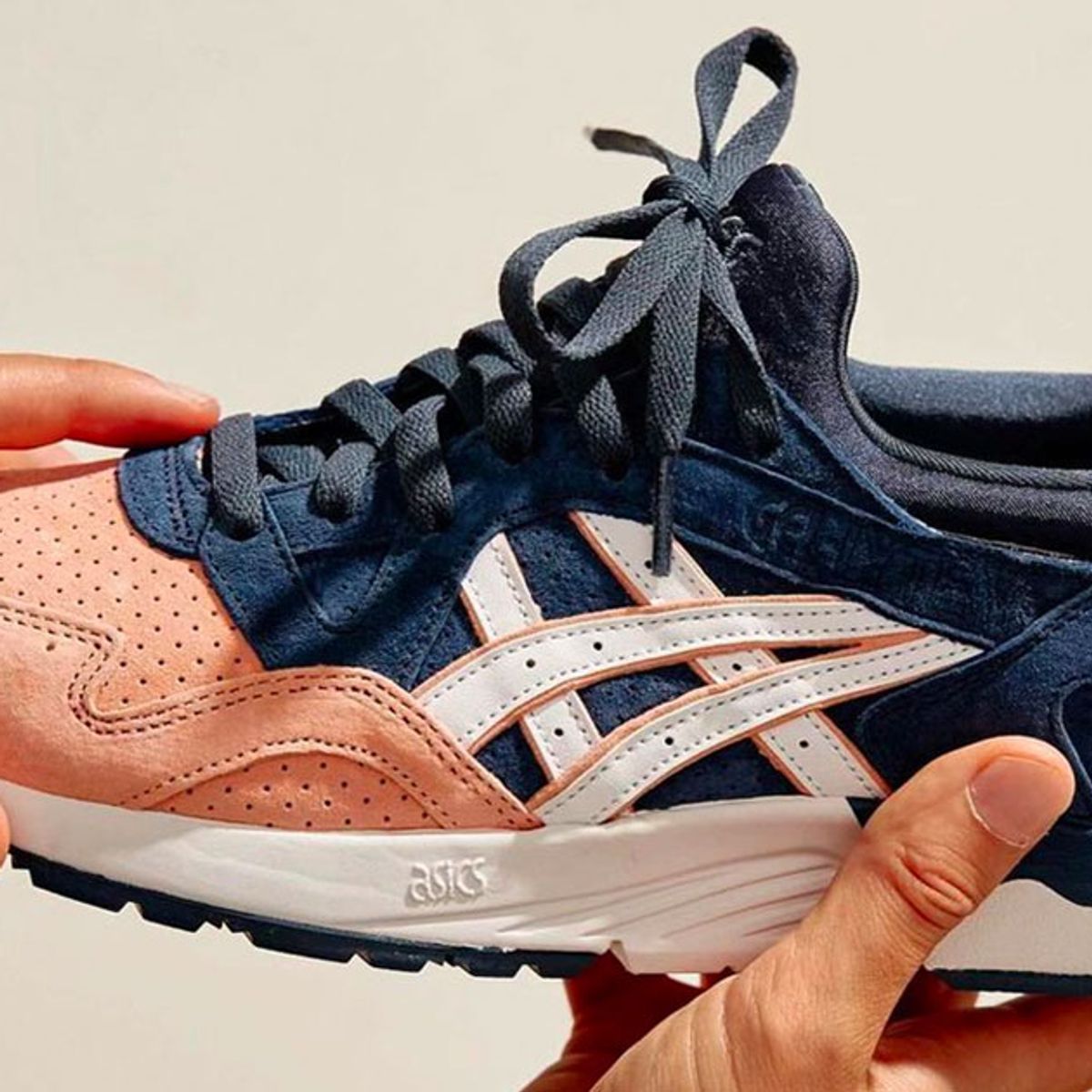 Relatieve grootte Wrijven Afwijzen Ronnie Fieg Teases New ASICS GEL-Lyte V Colabs Alongside Upcoming Event -  Sneaker Freaker
