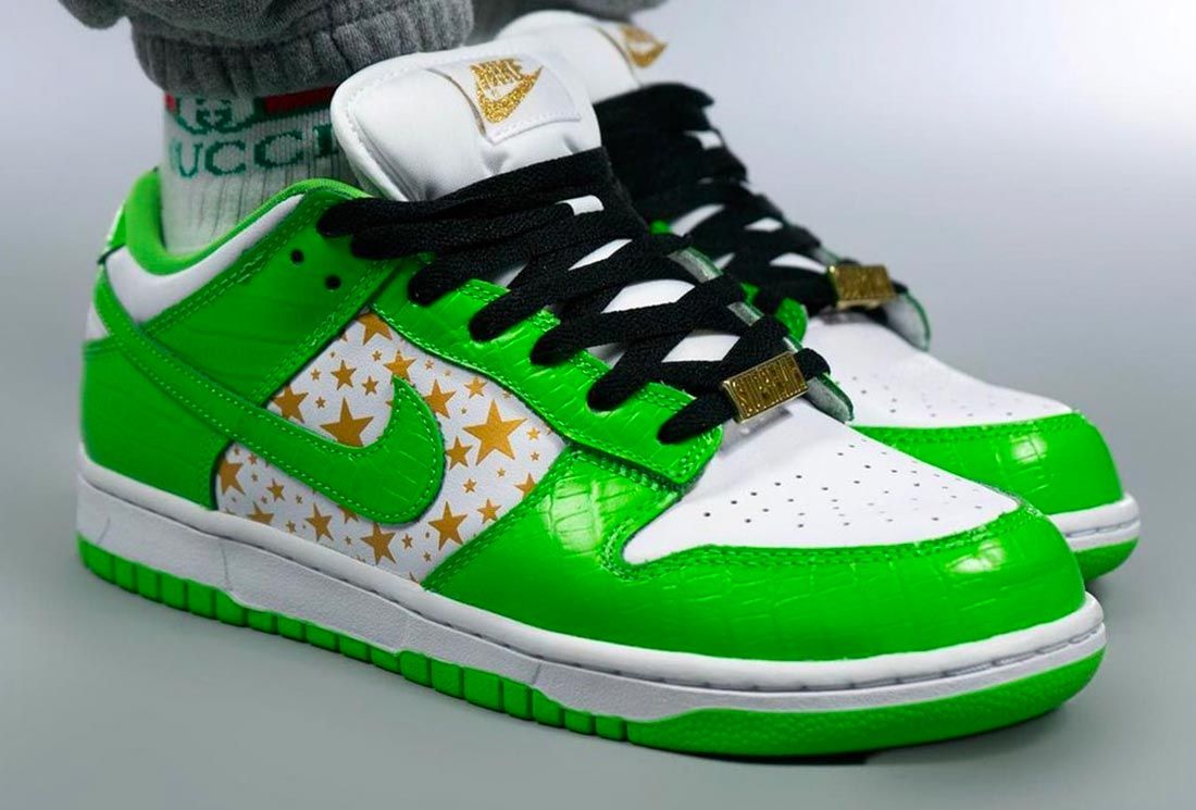 靴 Supreme Nike SB Dunk Low Green Supreme x Nike SB Dunk Low “Mean Green” - Men's Size 10