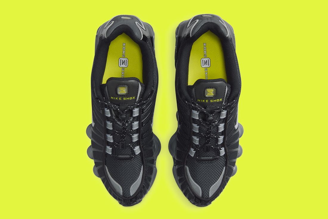 Theory Neeric Tremont SL ブラック S Industry News - Nike Roshe ONE ￥12 - The Nike Shox TL Looks