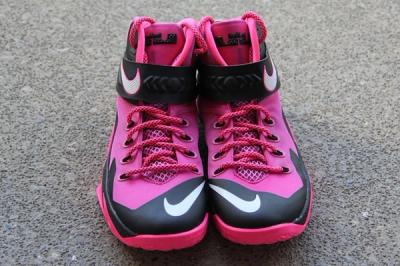Nike Zoom Le Bron Soldier 8 Think Pink 6
