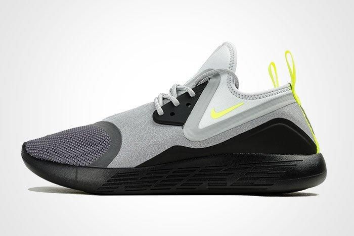 Nike Lunarcharge - Sneaker Freaker