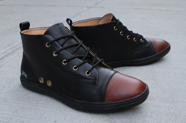 Gram 383G Black 02 1