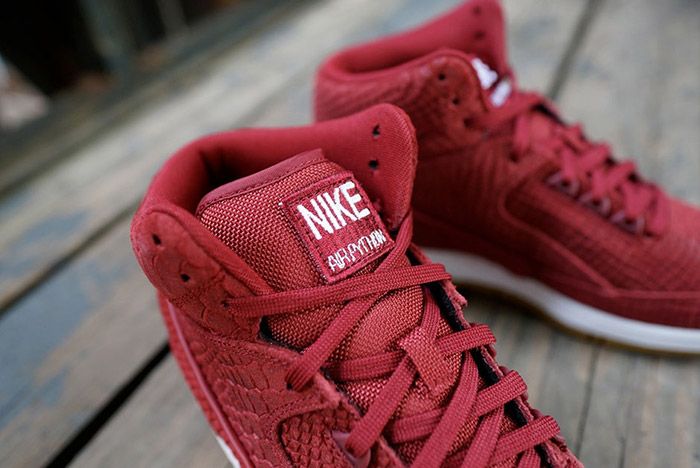 Adelante Alpinista Donación Nike Air Python Premium 'red Snakeskin' - Sneaker Freaker