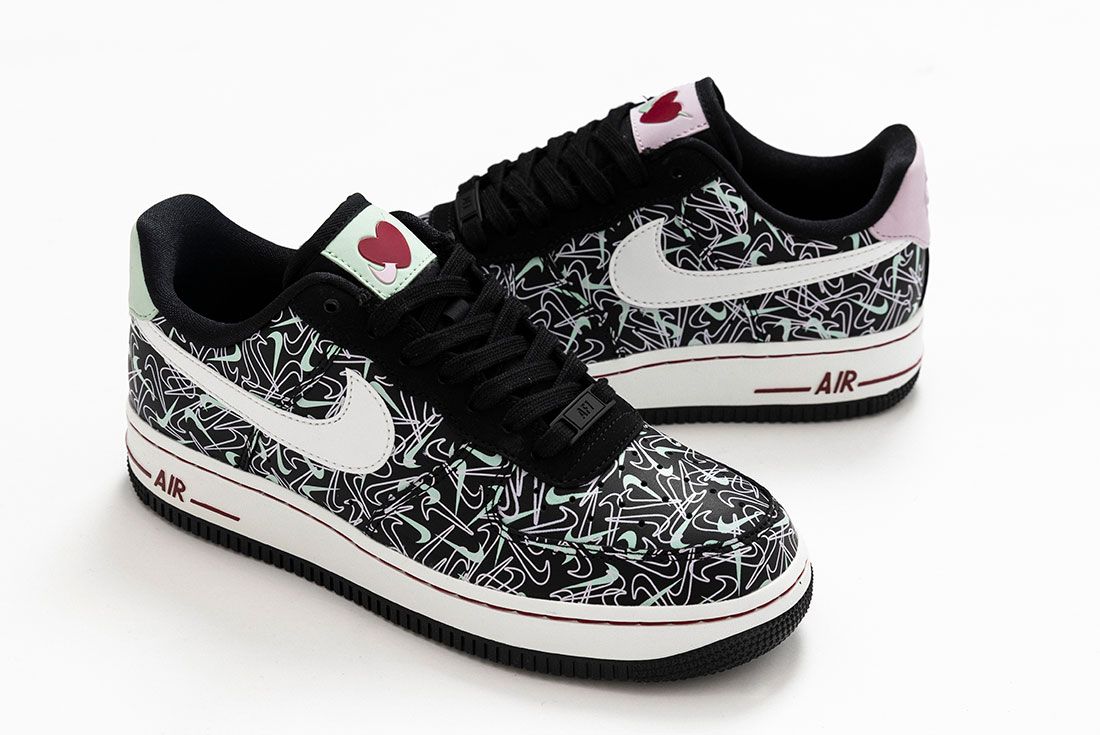 Fall in Love with the Nike Valentineâs Day Pack - Sneaker Freaker