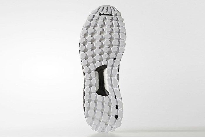 Adidas Ultraboost Atr Mid Oreo Black White 4