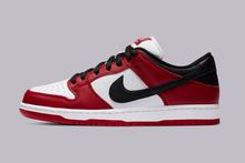 The official Nike SB Dunk Low 'Chicago' Has Returned