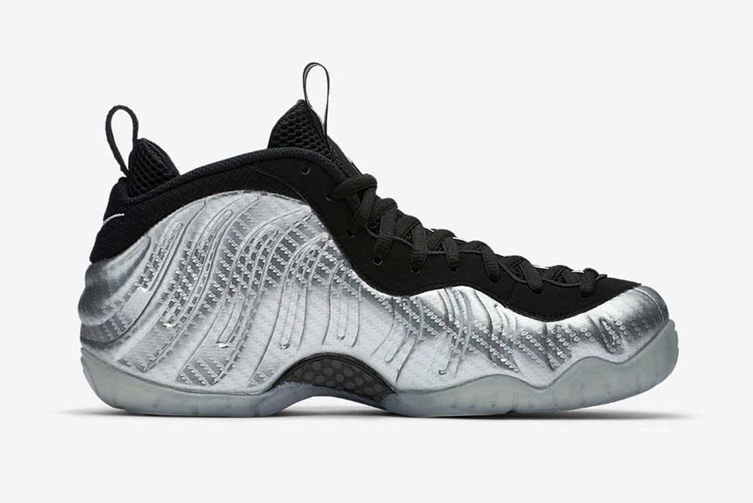 Nike Air Foamposite Metallic 4