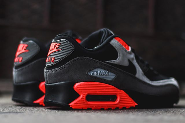titolo air max 90