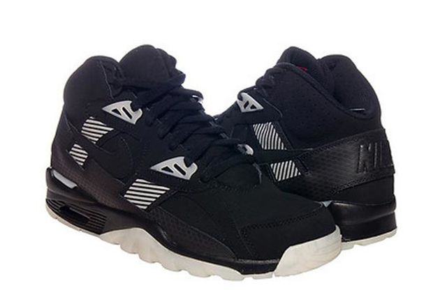 Another Nike Air Trainer Raiders Colorway 02 620X463