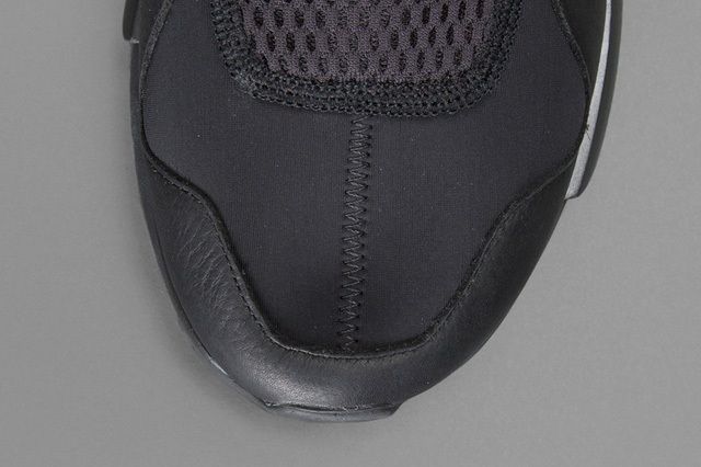 Y 3 2014 Qasa Racer Triple Black 4