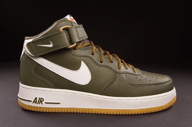 Nike Air Force 1 Mid (Medium Olive) - Sneaker Freaker