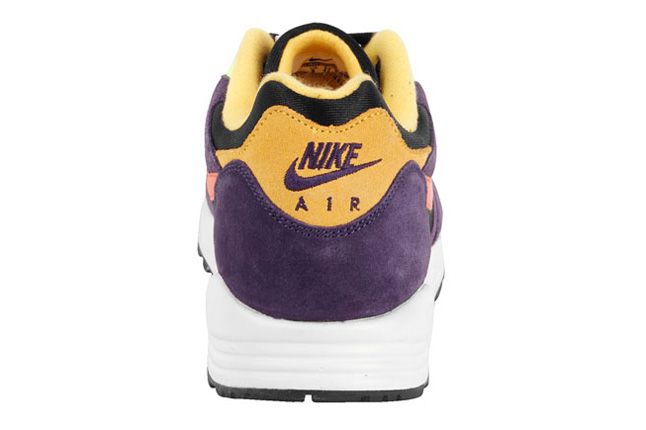 Nike Air Base Ii Vntg Eggplant Heel 1